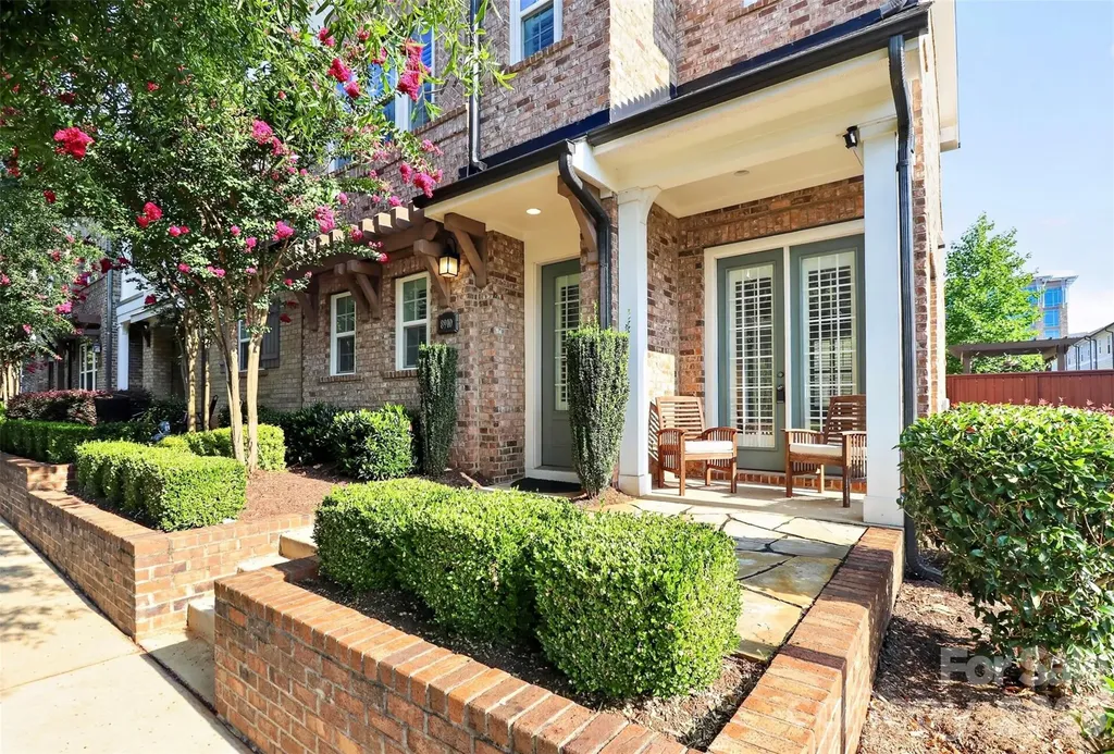 8910 Matthews Farm Lane Charlotte NC 28277
