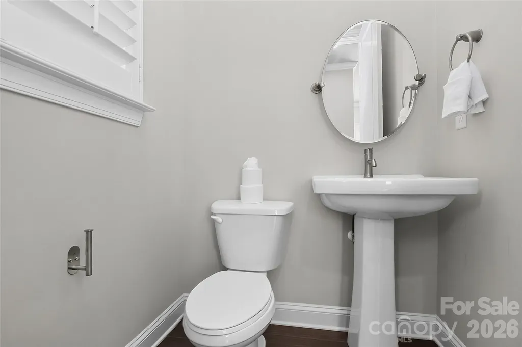 8910 Matthews Farm Lane Charlotte NC 28277