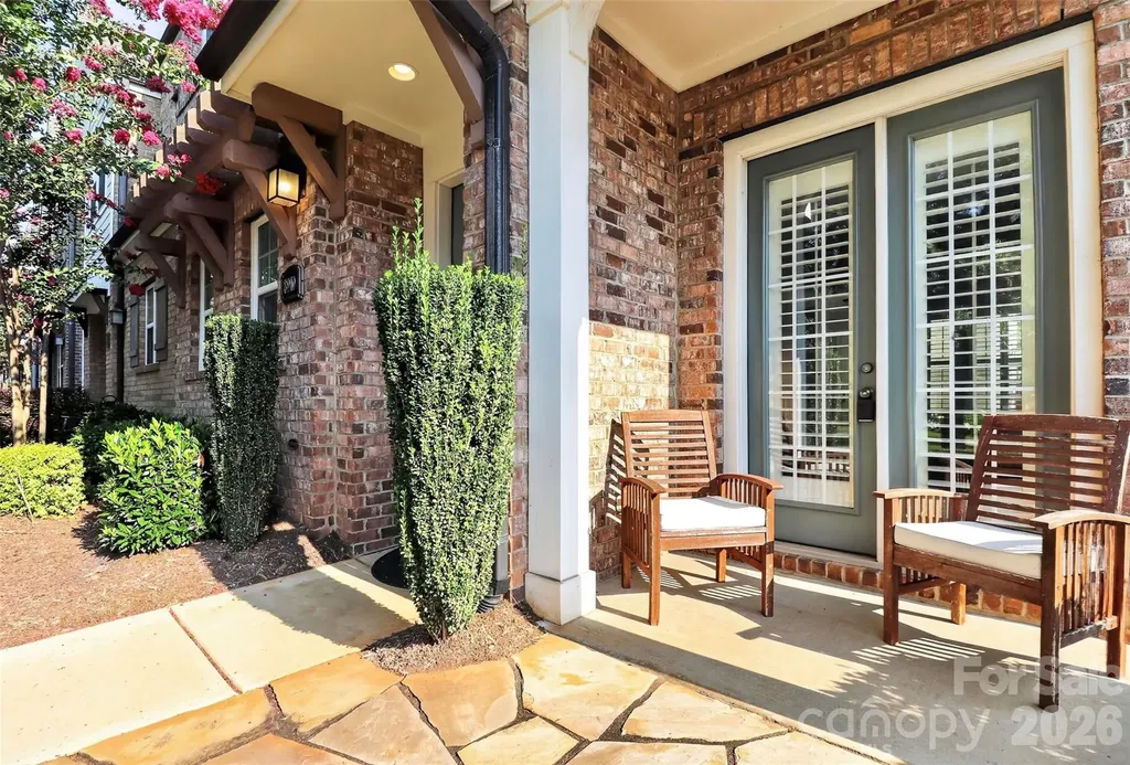8910 Matthews Farm Lane Charlotte NC 28277