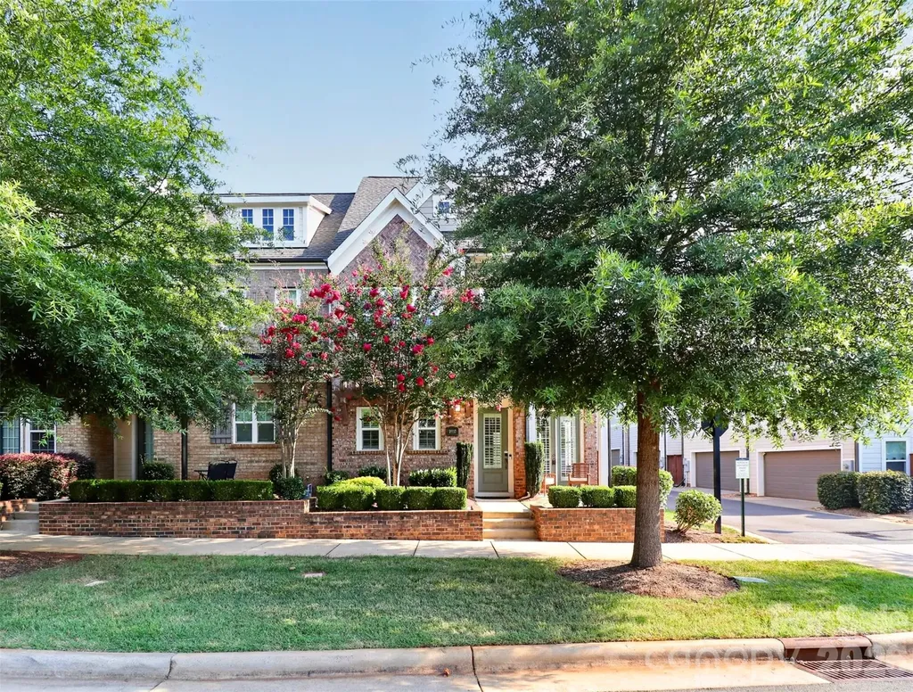 8910 Matthews Farm Lane Charlotte NC 28277