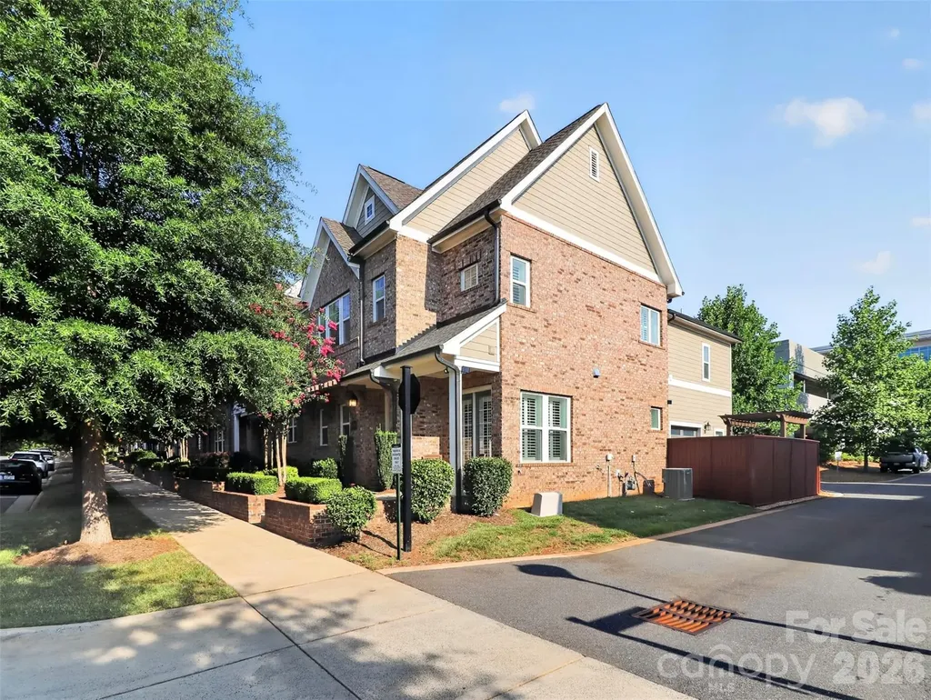 8910 Matthews Farm Lane Charlotte NC 28277