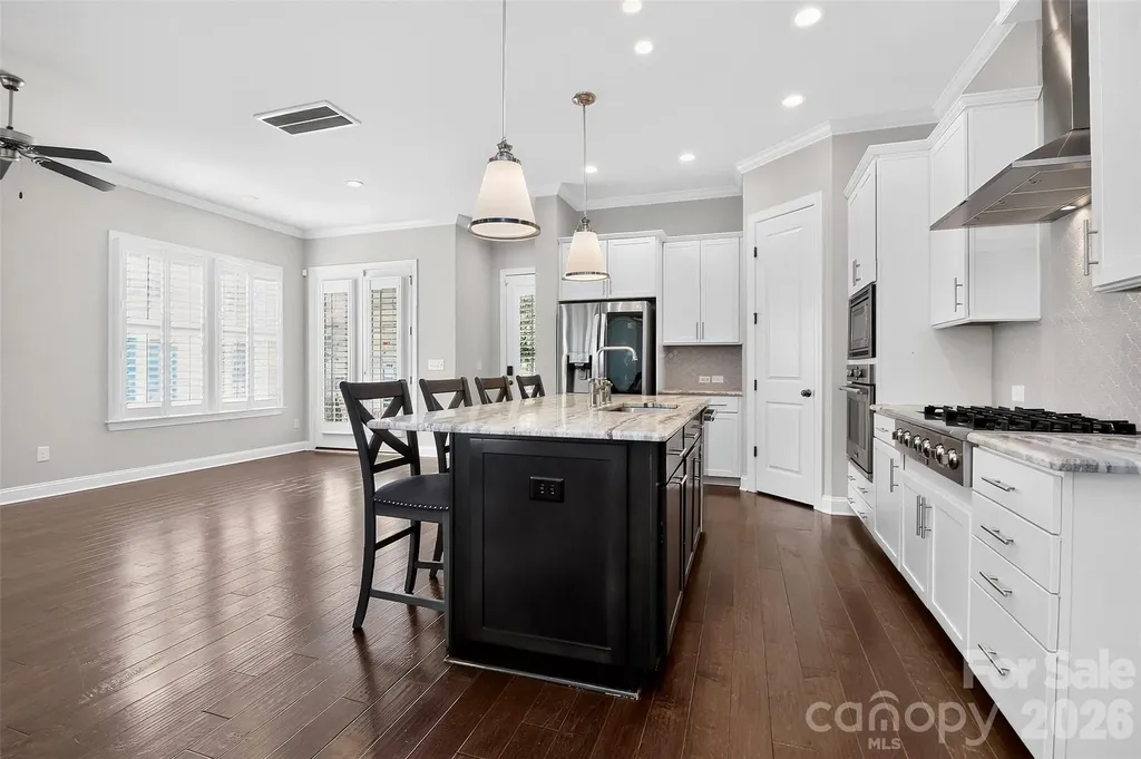 8910 Matthews Farm Lane Charlotte NC 28277