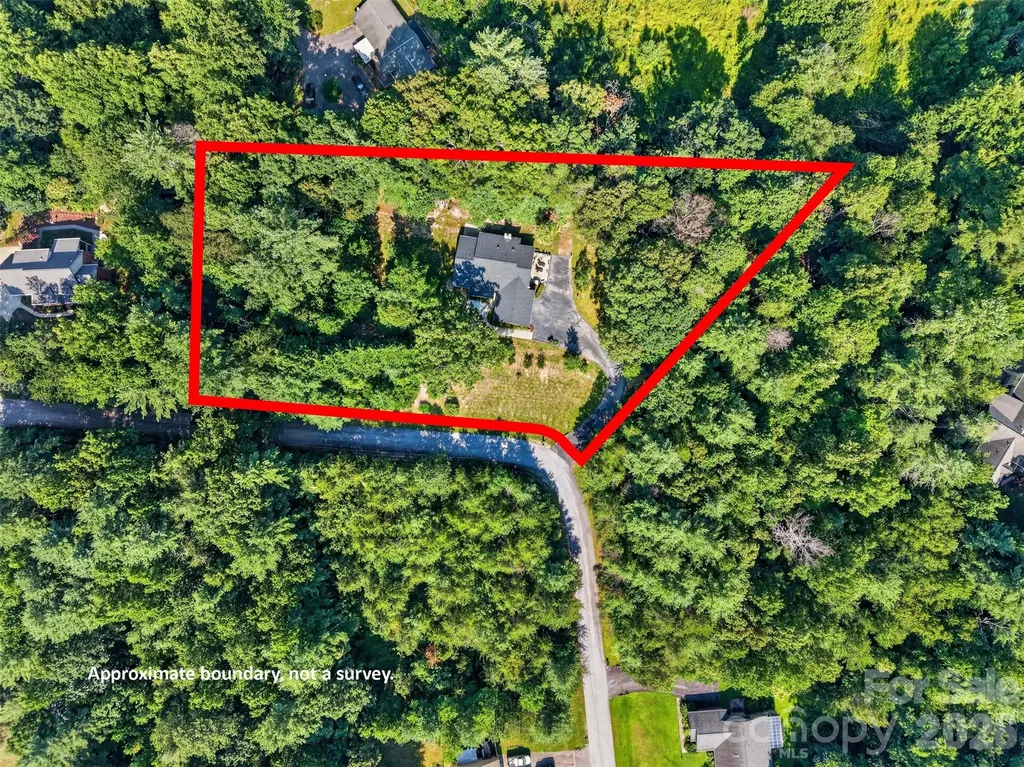 227 Sean Way Hendersonville NC 28792