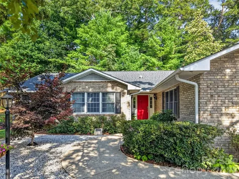 227 Sean Way Hendersonville NC 28792