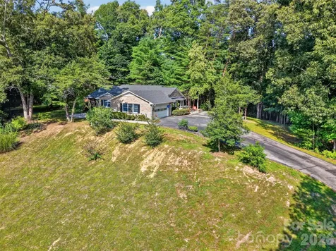 227 Sean Way Hendersonville NC 28792