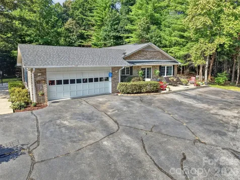 227 Sean Way Hendersonville NC 28792