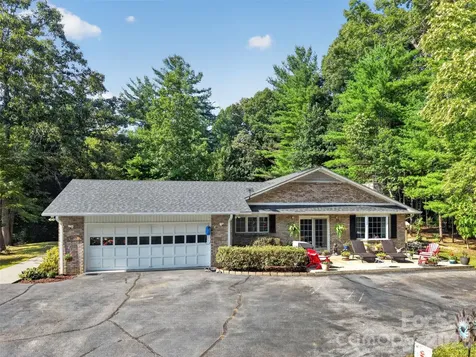 227 Sean Way Hendersonville NC 28792