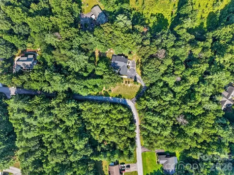 227 Sean Way Hendersonville NC 28792