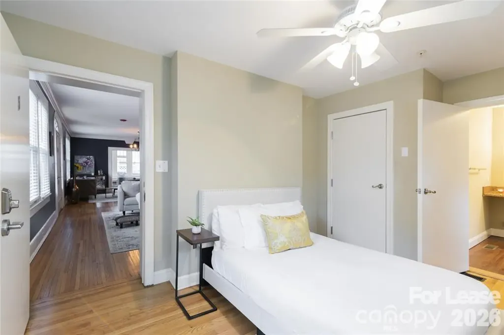 715 Hawthorne Lane Charlotte NC 28204