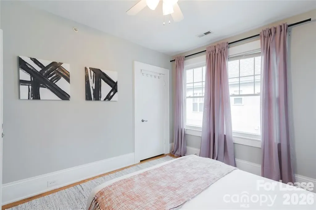 715 Hawthorne Lane Charlotte NC 28204