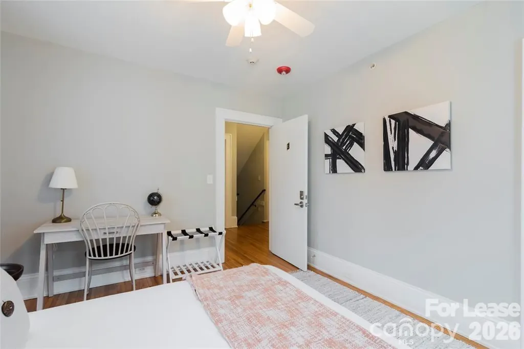 715 Hawthorne Lane Charlotte NC 28204