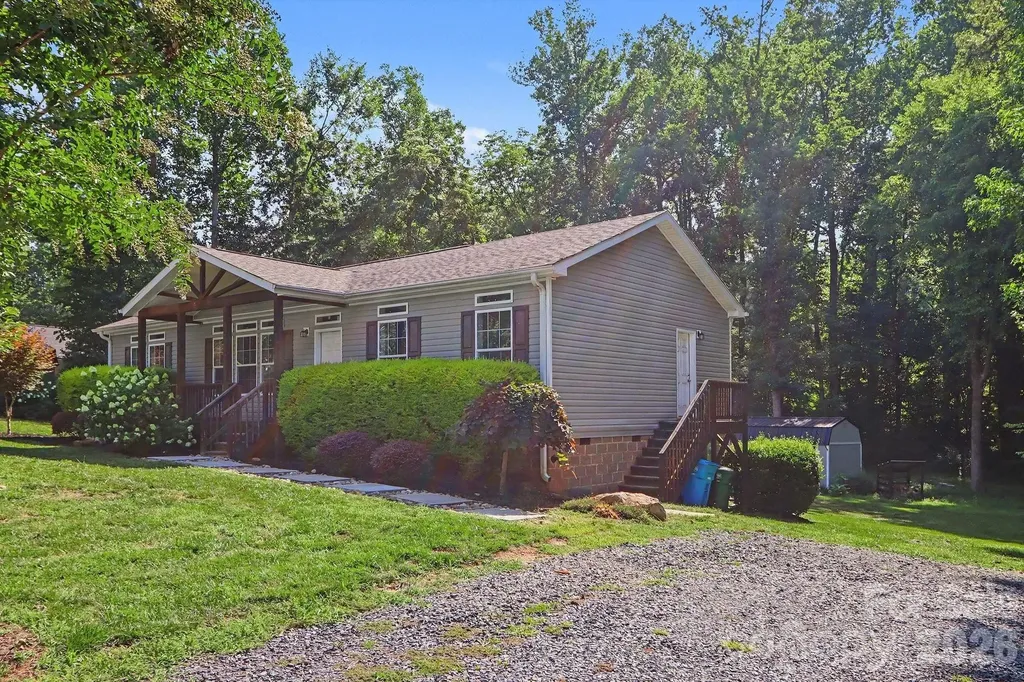 806 New Castle Court Albemarle NC 28001
