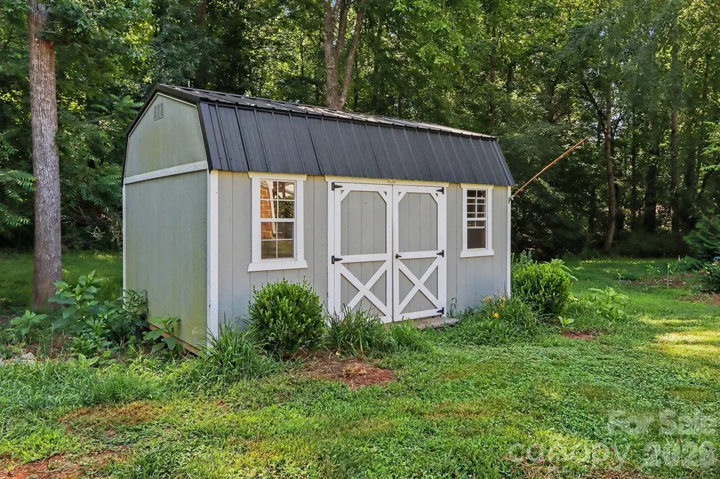 806 New Castle Court Albemarle NC 28001