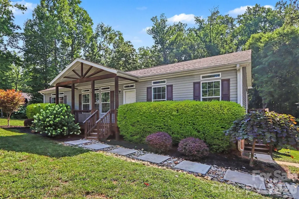 806 New Castle Court Albemarle NC 28001