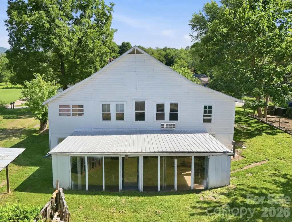 114 Old State Ten Road Black Mountain NC 28711