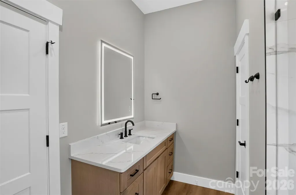 68 Point Hope Lane Hendersonville NC 28792