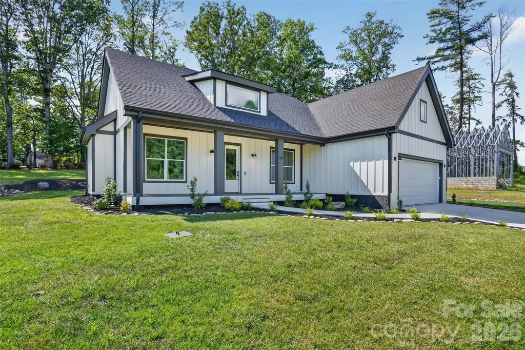 68 Point Hope Lane Hendersonville NC 28792
