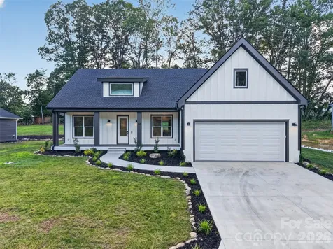 68 Point Hope Lane Hendersonville NC 28792