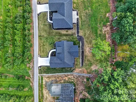 68 Point Hope Lane Hendersonville NC 28792