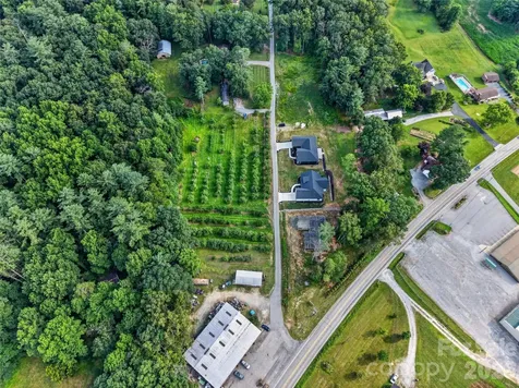 68 Point Hope Lane Hendersonville NC 28792