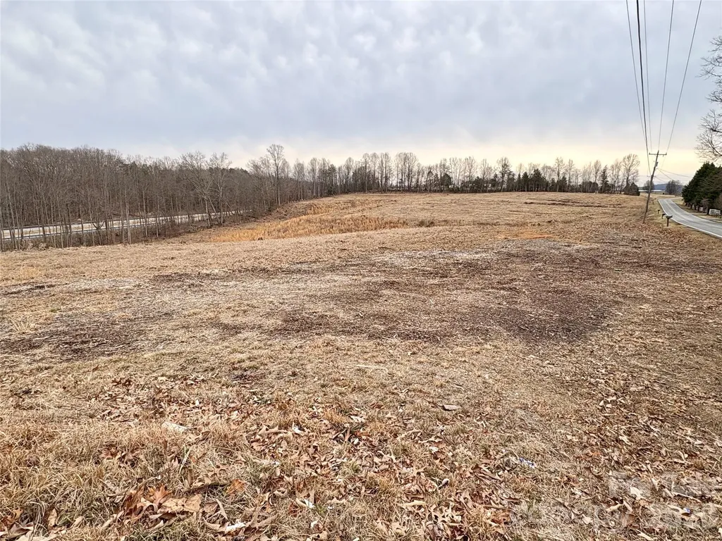 12.97 Fall Creek Road Jonesville NC 28642