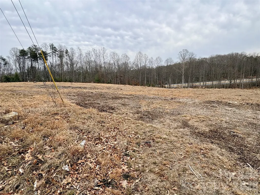 12.97 Fall Creek Road Jonesville NC 28642