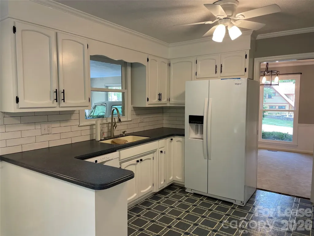 7942 Lake Vista Drive Denver NC 28037