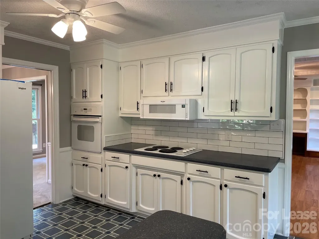 7942 Lake Vista Drive Denver NC 28037
