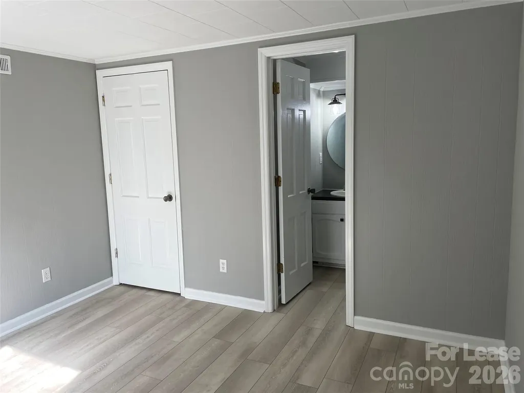 7942 Lake Vista Drive Denver NC 28037