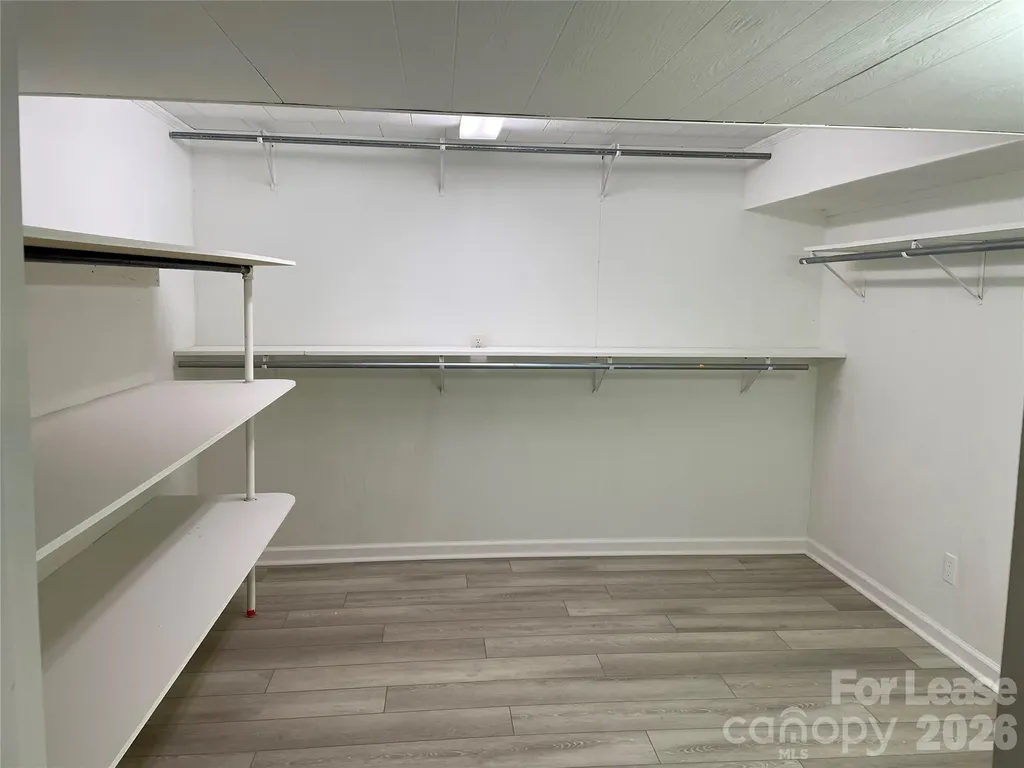 7942 Lake Vista Drive Denver NC 28037
