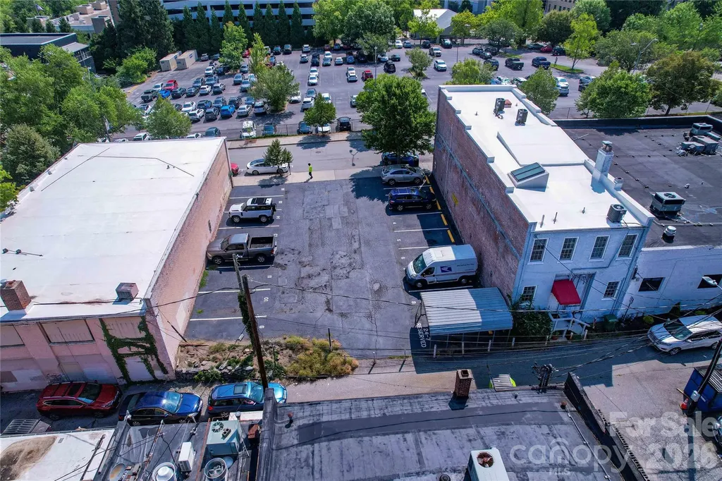 18 N Spruce Street Asheville NC 28801