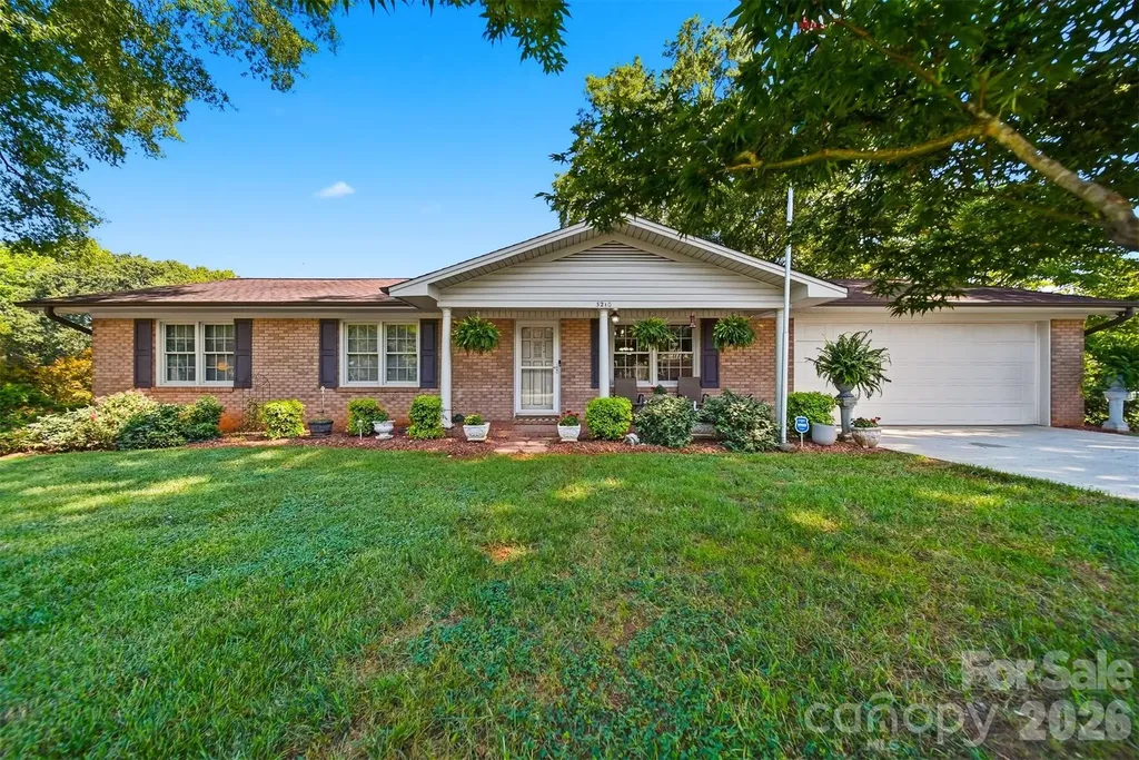 3210 W Calvin Street Claremont NC 28610