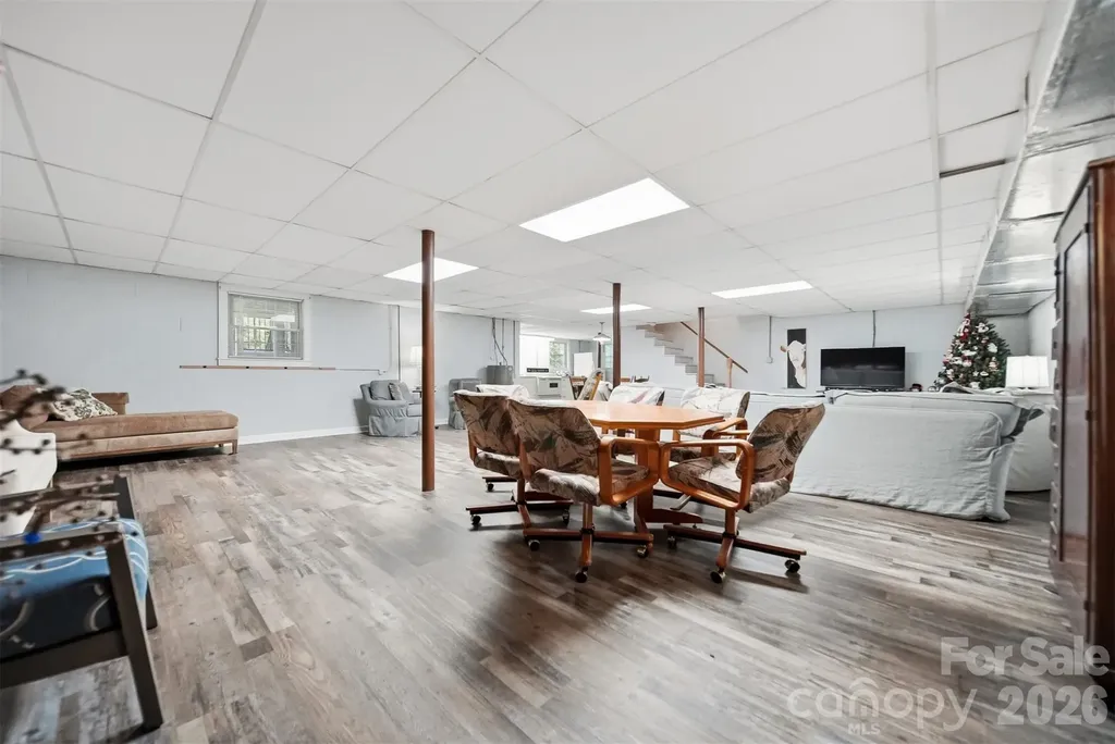3210 W Calvin Street Claremont NC 28610