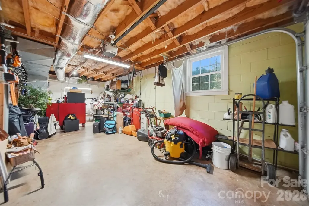3210 W Calvin Street Claremont NC 28610