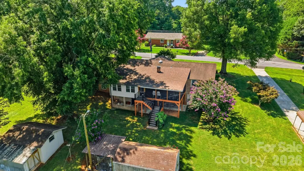 3210 W Calvin Street Claremont NC 28610