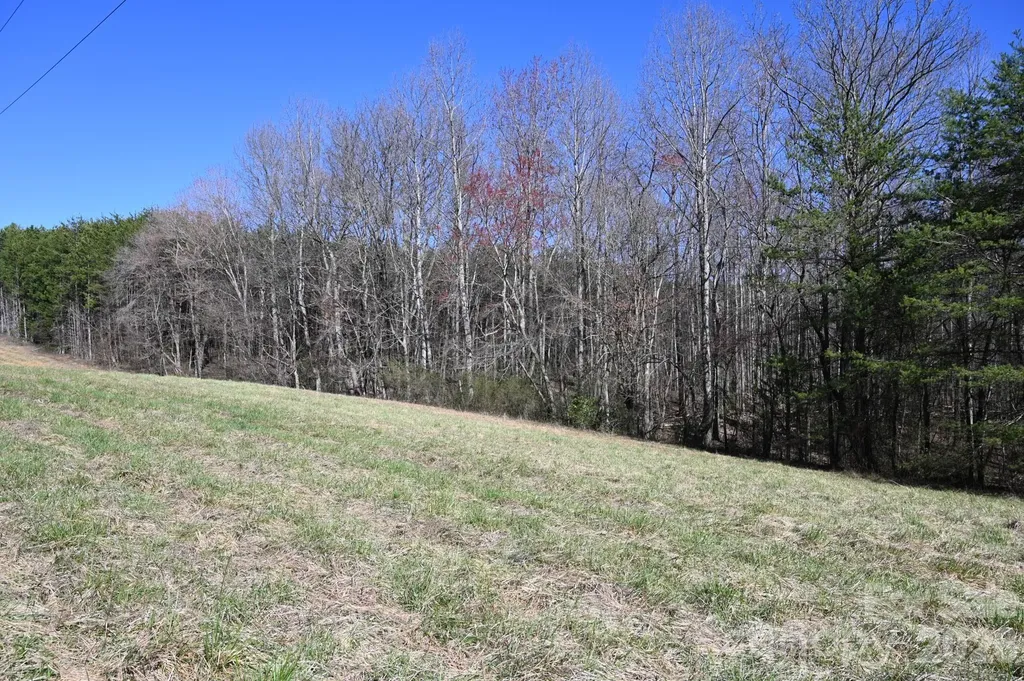1188 Camp Creek Road Hickory NC 28602