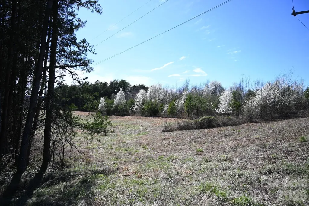 1188 Camp Creek Road Hickory NC 28602