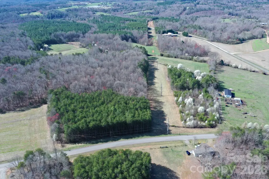 1188 Camp Creek Road Hickory NC 28602