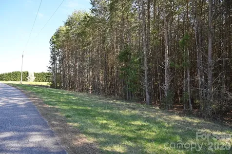 1188 Camp Creek Road Hickory NC 28602