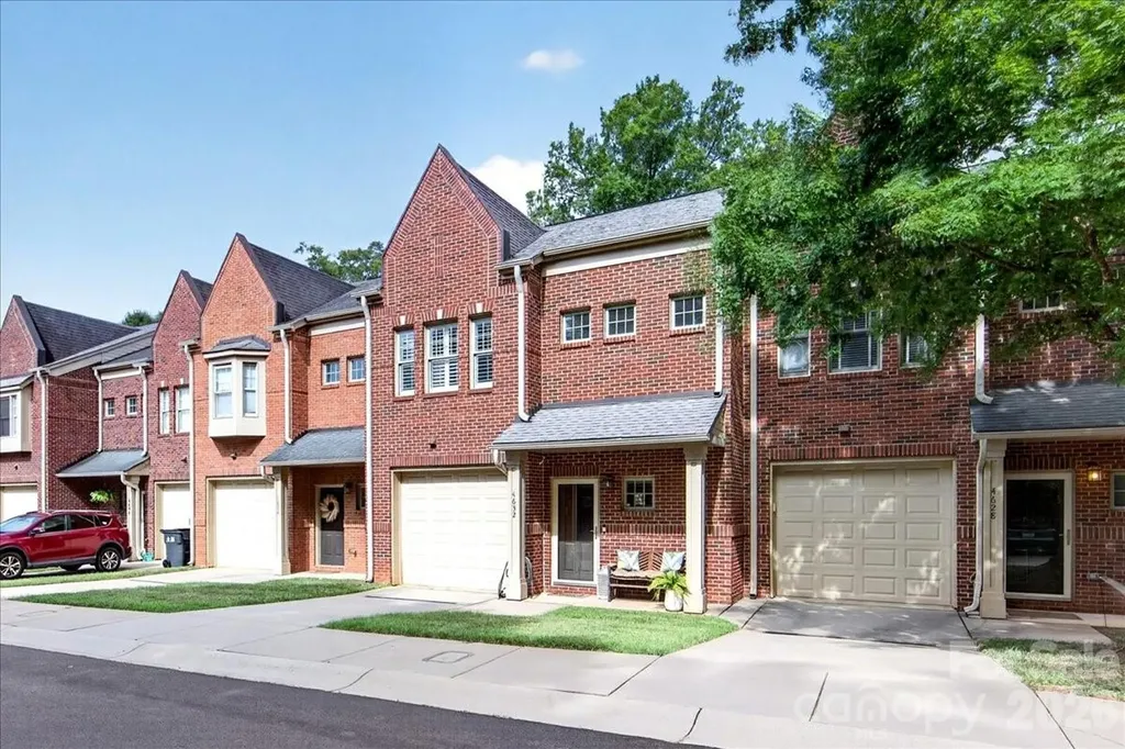 4632 Dabney Vigor Drive Charlotte NC 28209