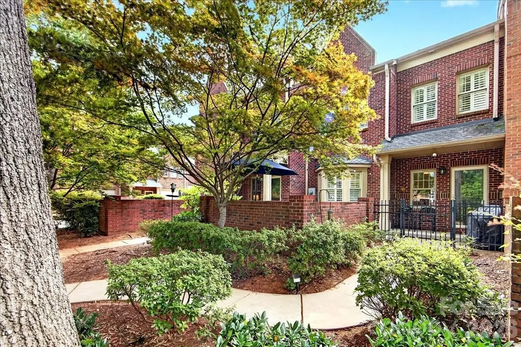 4632 Dabney Vigor Drive Charlotte NC 28209