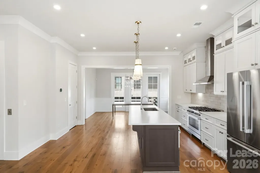 2428 Runnymede Lane Charlotte NC 28209