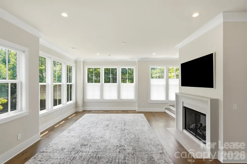 2428 Runnymede Lane Charlotte NC 28209