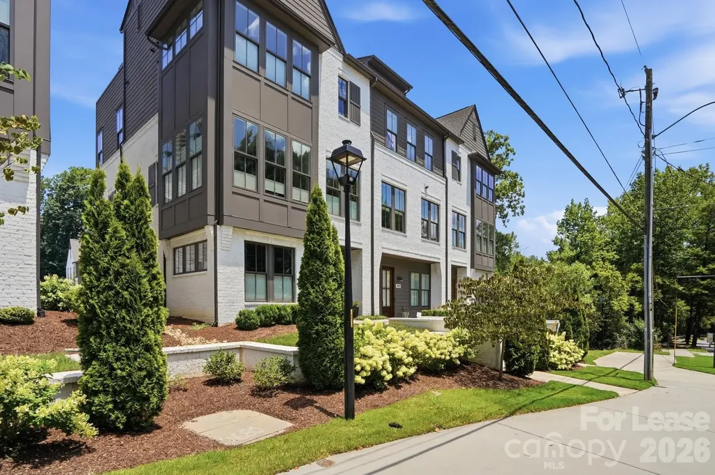 2428 Runnymede Lane Charlotte NC 28209