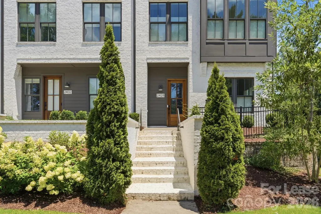 2428 Runnymede Lane Charlotte NC 28209
