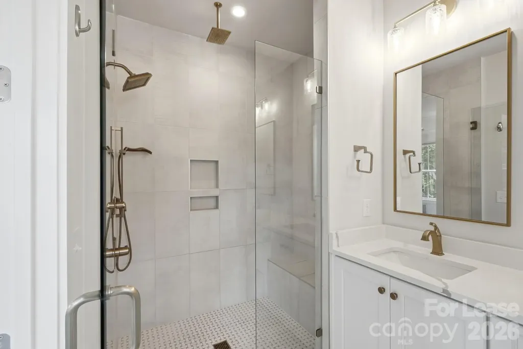 2428 Runnymede Lane Charlotte NC 28209