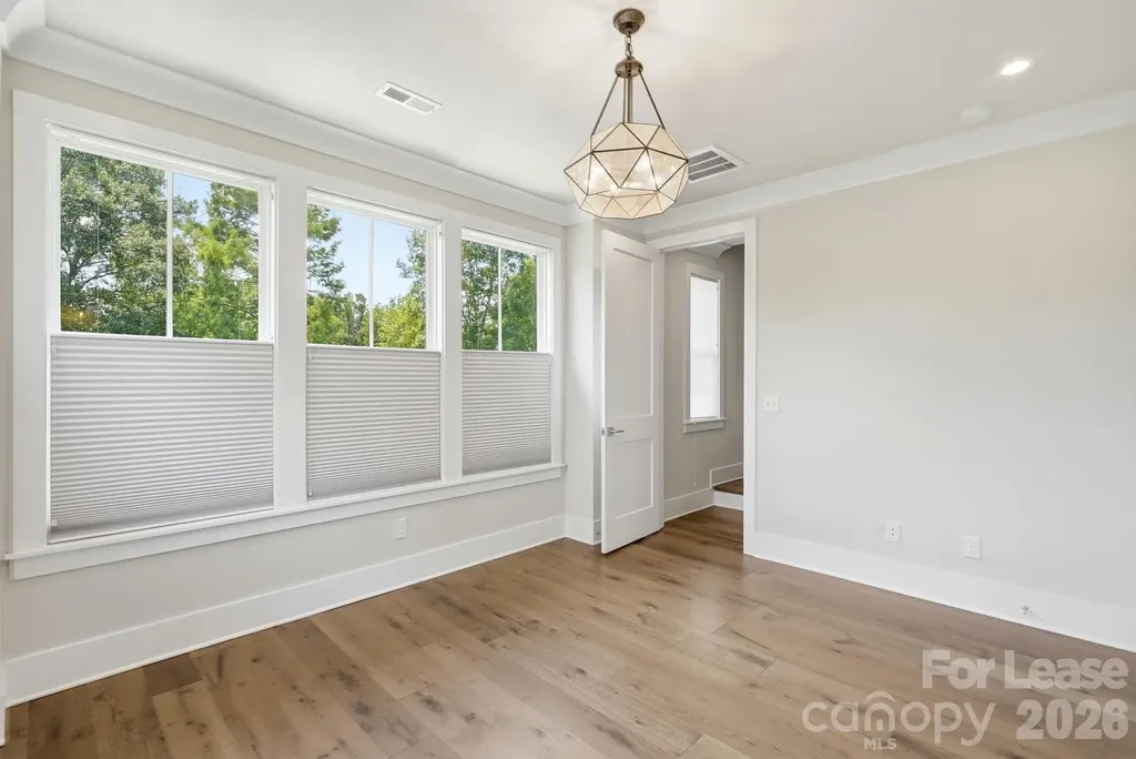 2428 Runnymede Lane Charlotte NC 28209