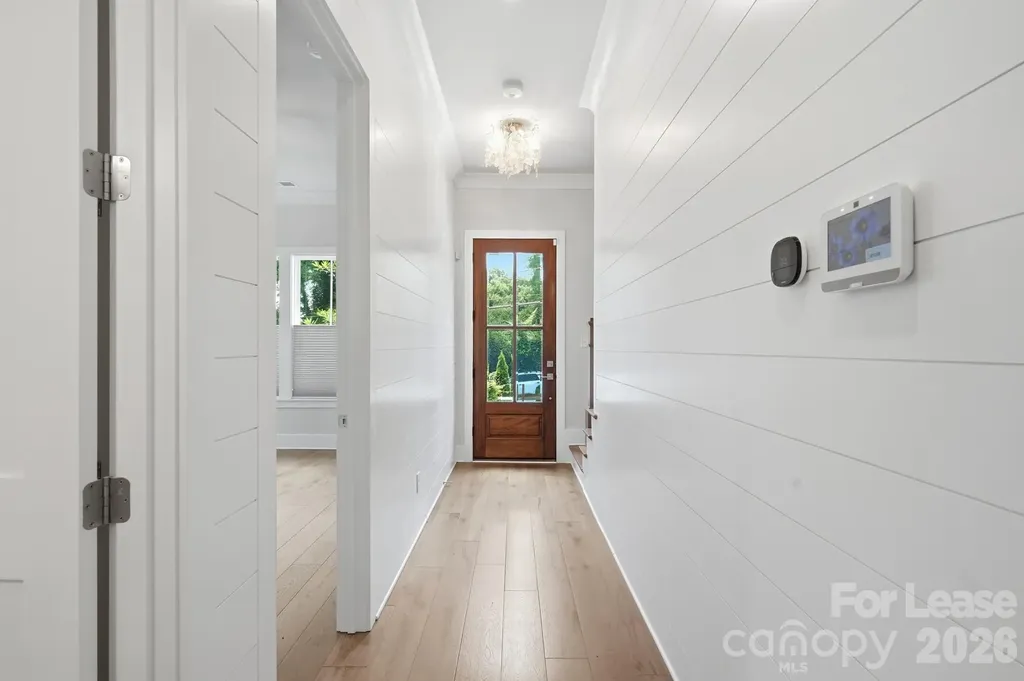 2428 Runnymede Lane Charlotte NC 28209
