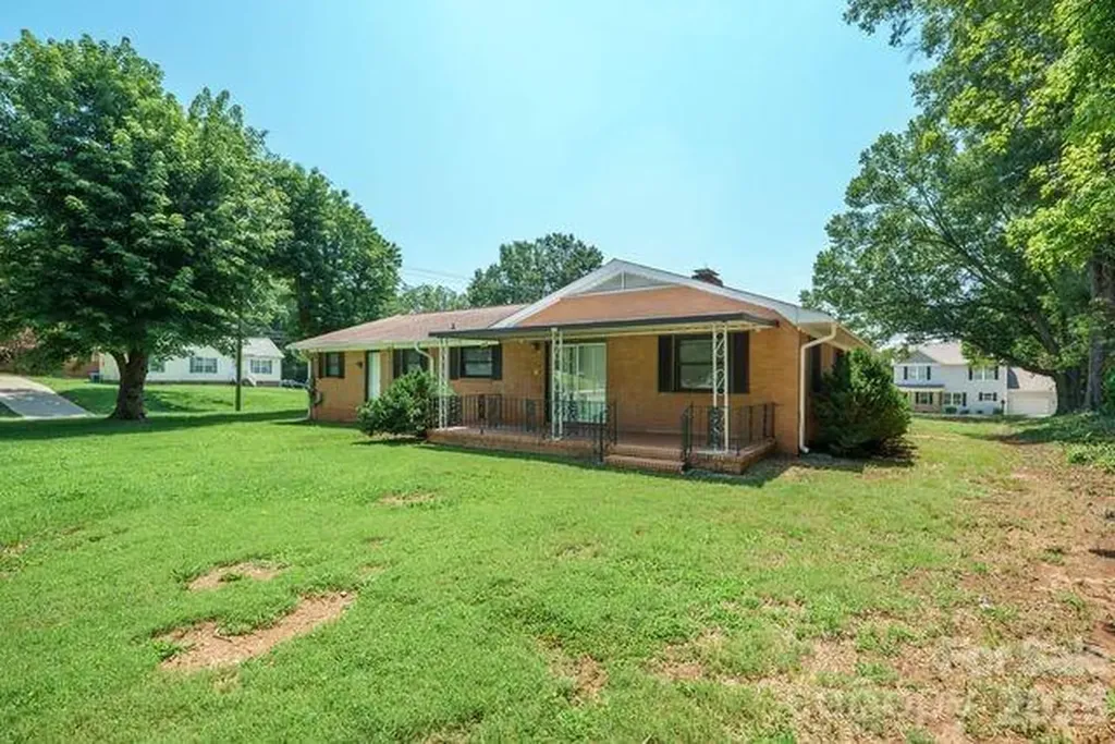100 Piedmont Drive Kannapolis NC 28081