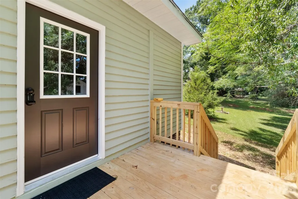 607 Lee Avenue Wadesboro NC 28170